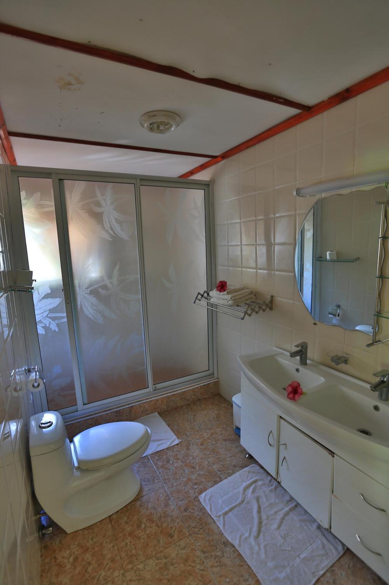 Rising Sun Guesthouse La Digue Bilik gambar